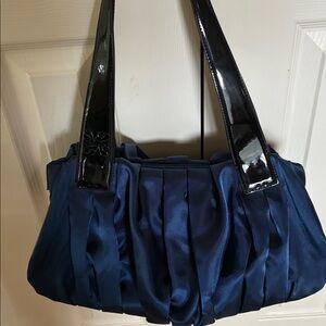 Vera Wang Simply Vera Large Pleated Shoulder Bag/ Hobo Navy Blue - Like New